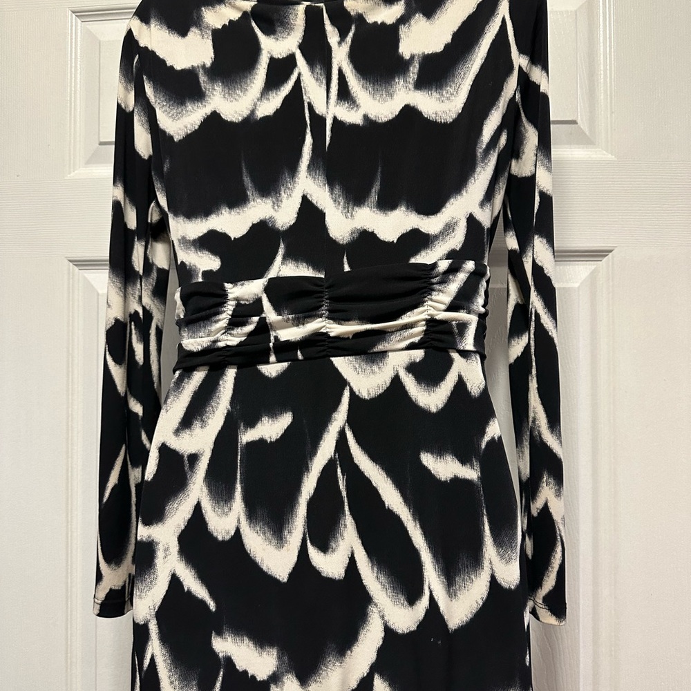 Dress size small black and white print